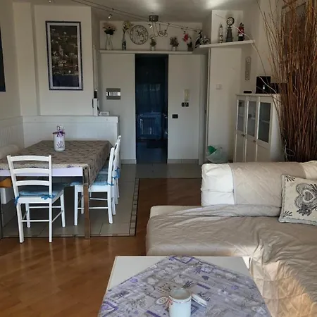 Castiglioni Appartamento Luino